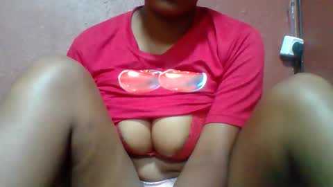 Snapshot of rovaelyah chatting on 03-11-26, 04:18 rovaelyah online show from 03-11-26, 04:18