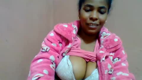 rovaelyah online show from 07-06-26, 05:48