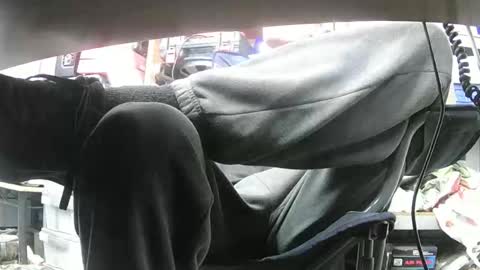 Snapshot of rover_ chatting on 09-17-25, 02:13 rover_ online show from 09-17-25, 02:13