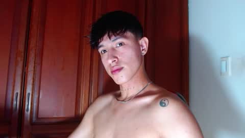 Snapshot of rowanboy23 chatting on 09-09-25, 12:10 rowanboy23 online show from 09-09-25, 12:10