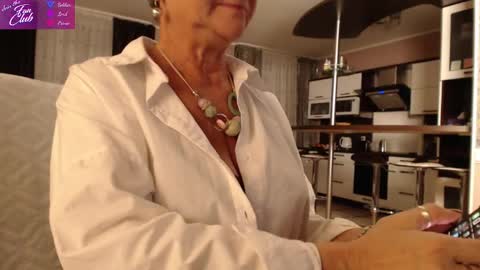 Roxana online show from 12-04-24, 02:26