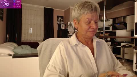 Roxana online show from 12-15-24, 04:04