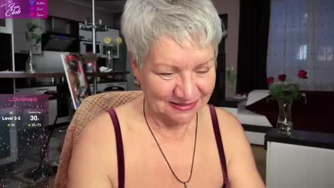 Roxana online show from 02-14-25, 03:26