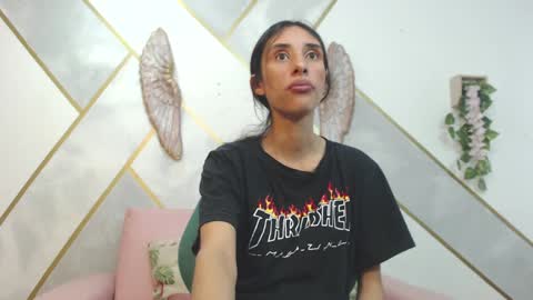   online show from 02-04-25, 07:22