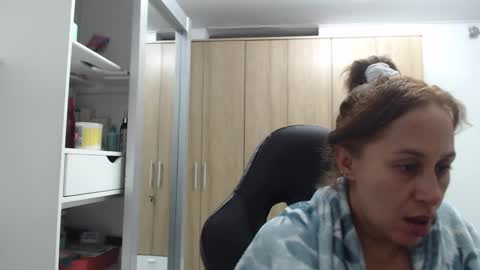 Roxana online show from 12-16-24, 02:36