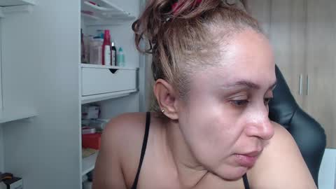 Roxana online show from 12-29-24, 08:37