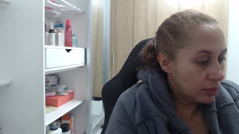 Roxana online show from 12-30-24, 01:26