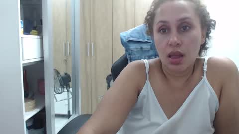 Roxana online show from 03-10-25, 01:34