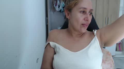 Roxana online show from 10-19-25, 06:19