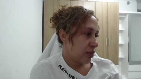 Roxana online show from 11-25-25, 10:54