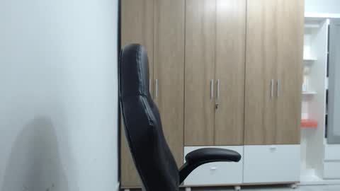 Roxana online show from 03-04-26, 01:22