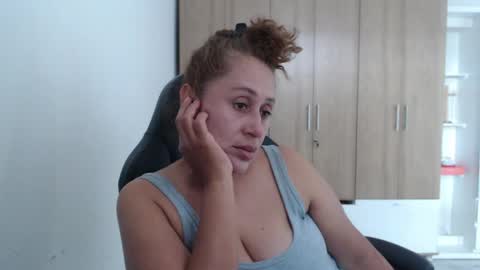 Roxana online show from 04-30-26, 06:36