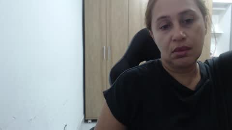 Roxana online show from 06-19-26, 02:16
