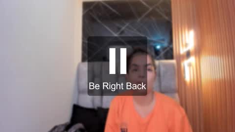 Roxanna online show from 09-17-25, 10:50