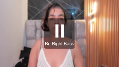 Roxanna online show from 09-19-25, 12:06