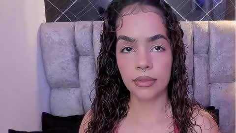 Roxanna online show from 10-08-25, 11:41