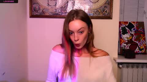 Roxa online show from 09-27-25, 01:38
