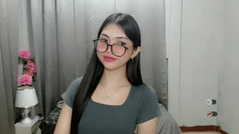 Snapshot of roxie_fuckdoll chatting on 12-08-24, 10:08 Roxie online show from 12-08-24, 10:08