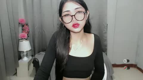 Snapshot of roxie_fuckdoll chatting on 12-11-24, 11:21 Roxie online show from 12-11-24, 11:21