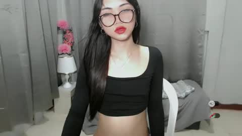 Snapshot of roxie_fuckdoll chatting on 12-16-24, 09:35 Roxie online show from 12-16-24, 09:35