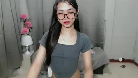 Snapshot of roxie_fuckdoll chatting on 12-26-24, 12:03 Roxie online show from 12-26-24, 12:03