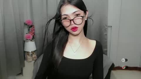 Snapshot of roxie_fuckdoll chatting on 01-10-25, 10:15 Roxie online show from 01-10-25, 10:15