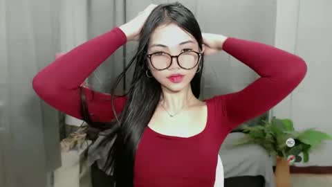 Snapshot of roxie_fuckdoll chatting on 02-07-25, 01:25 Roxie online show from 02-07-25, 01:25