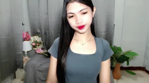 Snapshot of roxie_fuckdoll chatting on 02-16-25, 10:10 Roxie online show from 02-16-25, 10:10