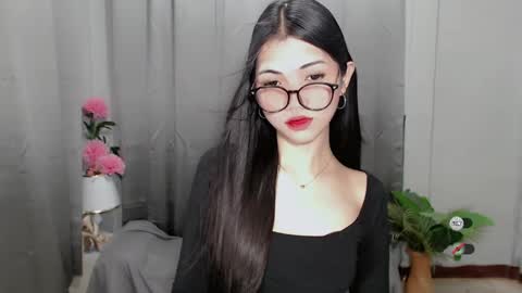 Snapshot of roxie_fuckdoll chatting on 02-24-25, 10:58 Roxie online show from 02-24-25, 10:58