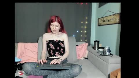 roxihazeleyes online show from 03-01-25, 02:59