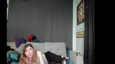 roxihazeleyes online show from 11-08-25, 05:51