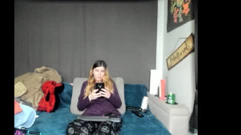 Snapshot of roxihazeleyes chatting on 02-20-26, 04:53 roxihazeleyes online show from 02-20-26, 04:53