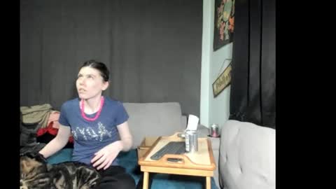 Snapshot of roxihazeleyes chatting on 03-01-26, 03:30 roxihazeleyes online show from 03-01-26, 03:30