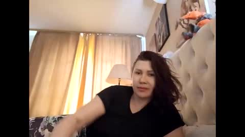 Snapshot of roxolanaa_sexy chatting on 04-16-26, 12:28 ROXOLANAA SEXY online show from 04-16-26, 12:28