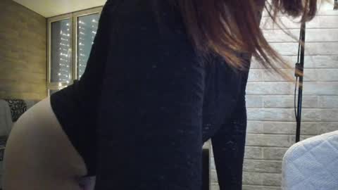 Snapshot of roxxxco chatting on 12-20-24, 07:39 Tatyana online show from 12-20-24, 07:39