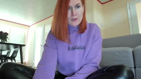 Snapshot of roxxxco chatting on 02-20-25, 10:37 Tatyana online show from 02-20-25, 10:37