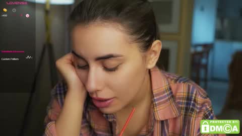 Snapshot of roxxxete chatting on 09-27-25, 07:35 roxxxete online show from 09-27-25, 07:35