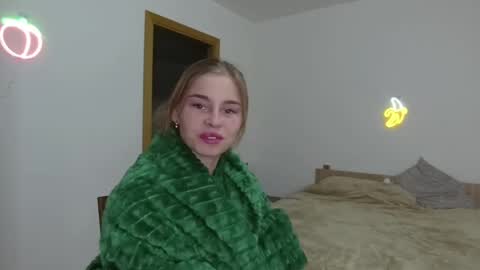 Roxieex ABBY online show from 03-10-25, 05:18