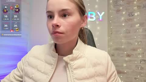Roxieex ABBY online show from 05-17-26, 04:36