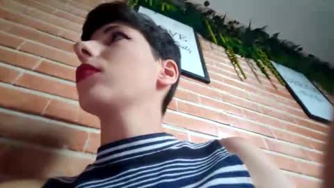 Roxy online show from 09-14-25, 03:44