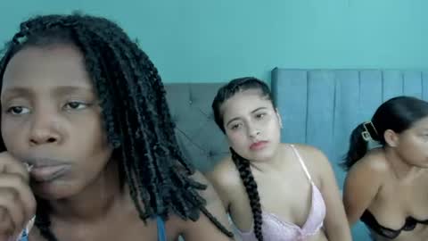 roxxy_velasquez online show from 06-11-26, 02:44
