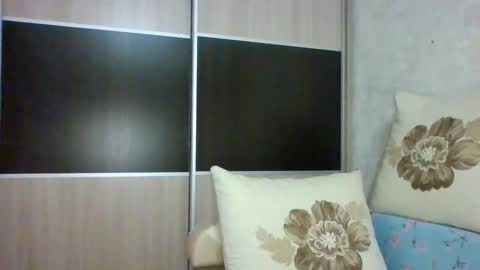 Snapshot of roxxywharton chatting on 10-21-25, 06:25 Roxxy Wharton online show from 10-21-25, 06:25