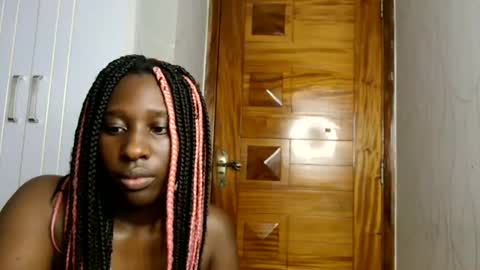 Roxy online show from 06-25-26, 02:33