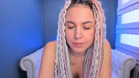 Roxy online show from 12-19-24, 04:23