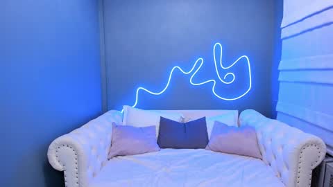 Roxy online show from 12-19-24, 10:34