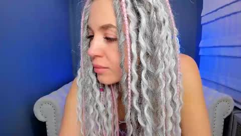 Roxy online show from 02-14-25, 01:23