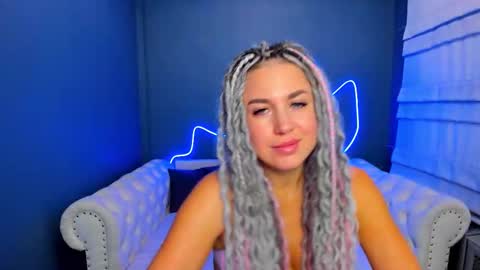 Roxy online show from 09-26-25, 01:31