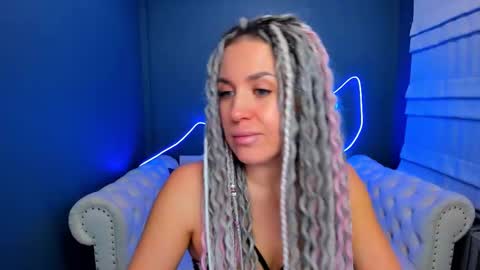 Roxy online show from 01-11-26, 01:21