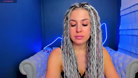 Roxy online show from 02-17-26, 01:35