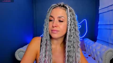 Roxy online show from 03-14-26, 01:23